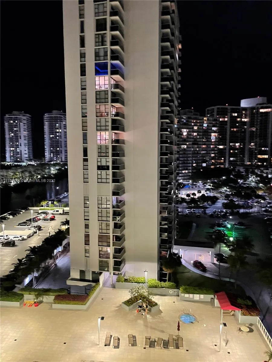 3625 N Country Club Dr # 1203, Aventura FL 33180