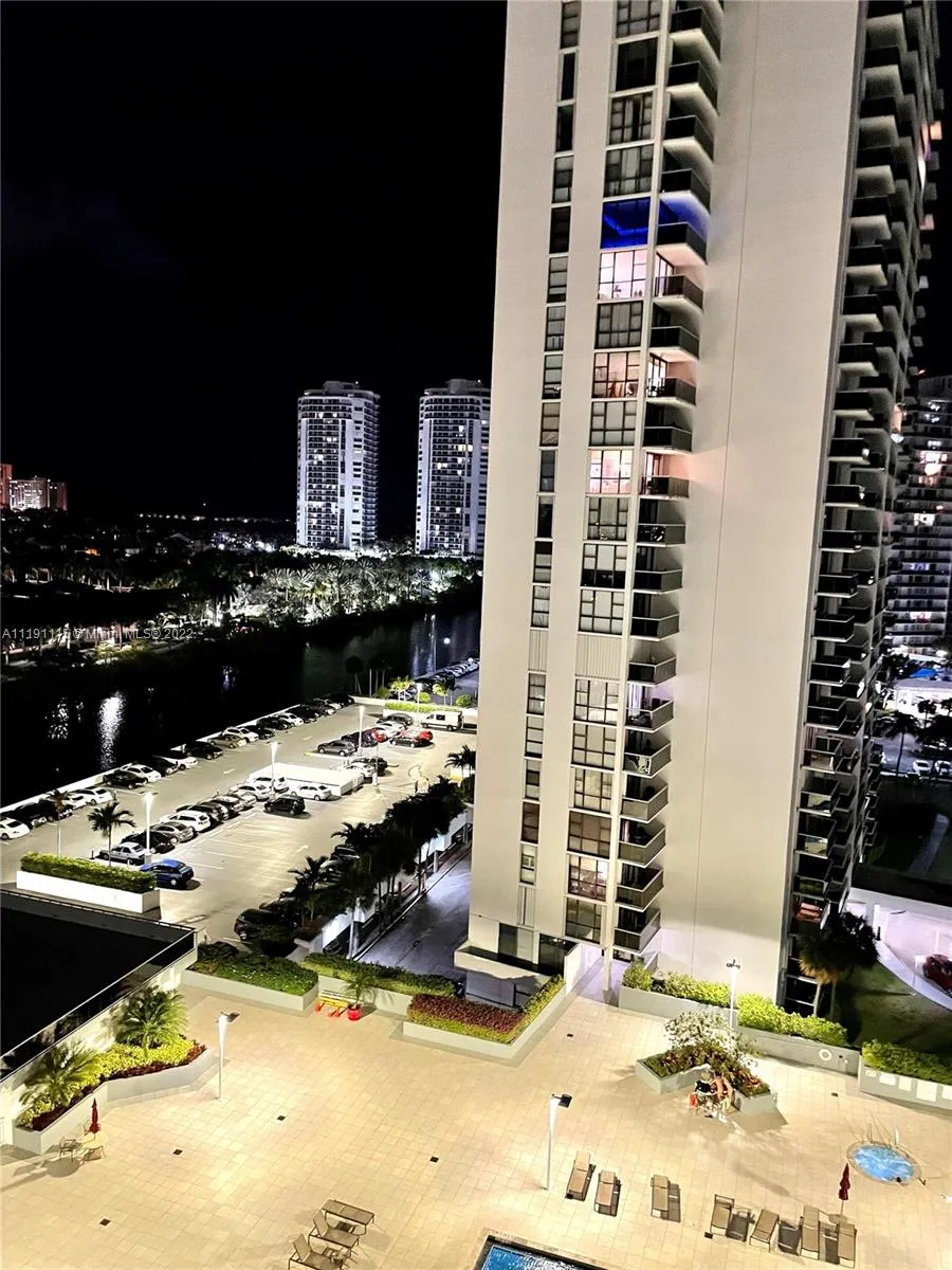 3625 N Country Club Dr # 1203, Aventura FL 33180