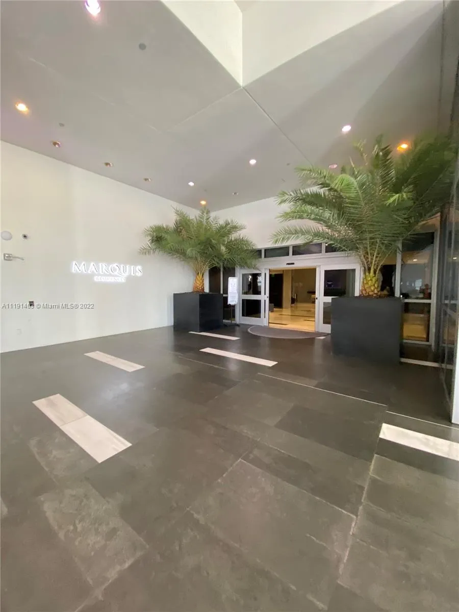 1100 Biscayne Blvd # 4403, Miami FL 33132