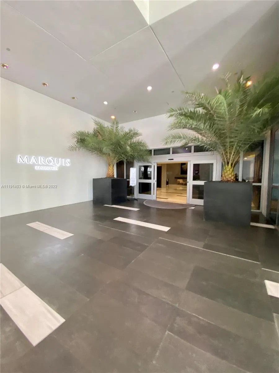 1100 Biscayne Blvd # 4403, Miami FL 33132