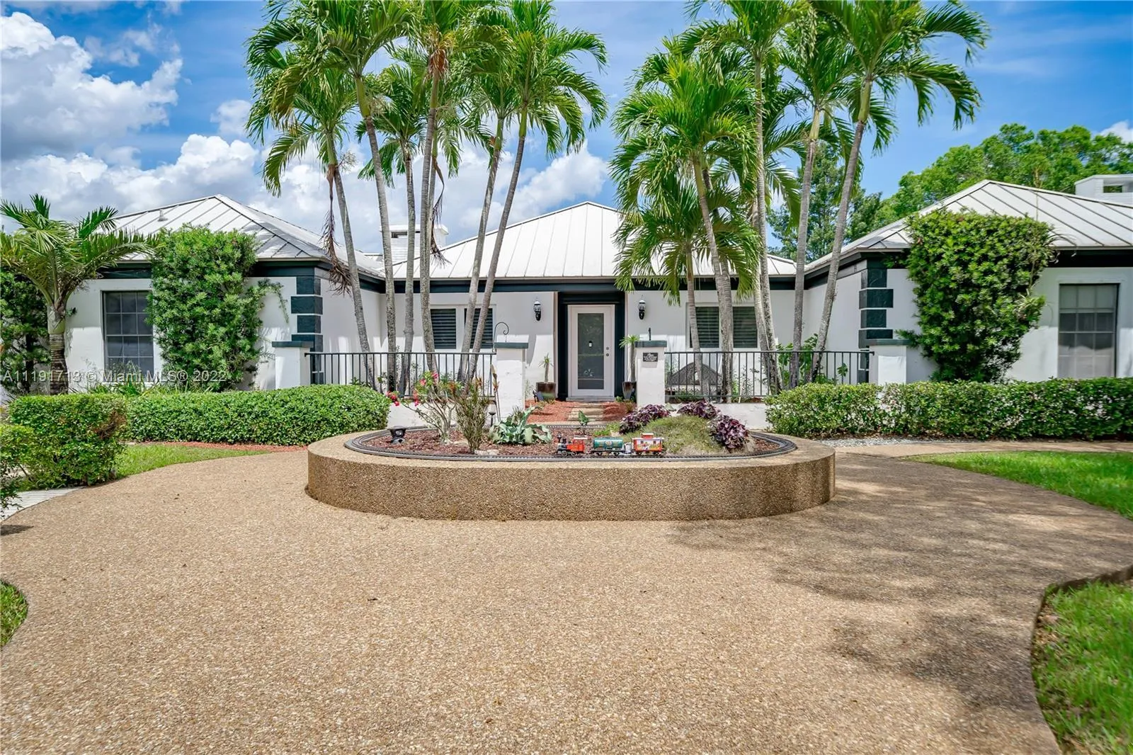 11155 SW 40th St, Davie FL 33328