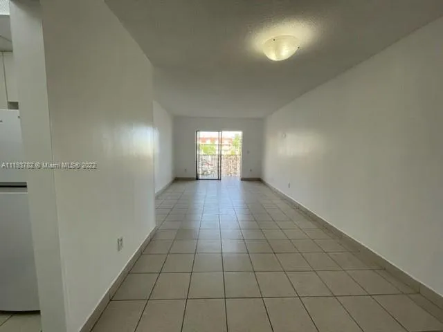 6820 W Flagler St # 212, Miami FL 33144