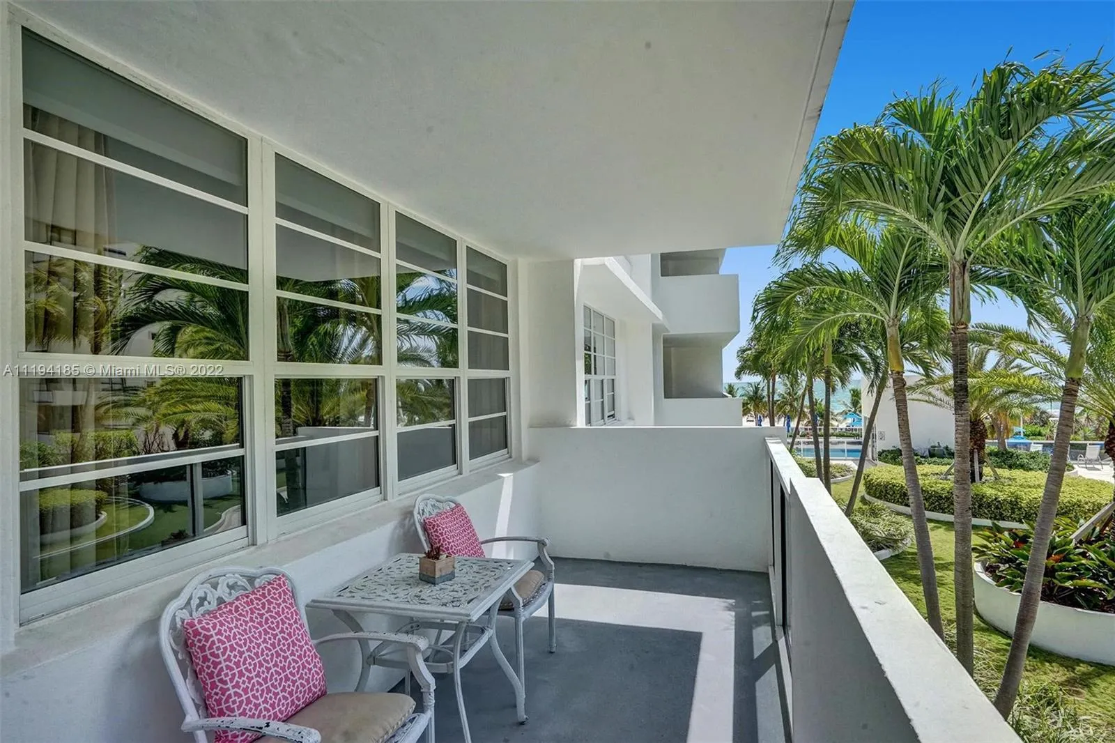 1 bath for rent at 100 Lincoln Rd # 430, Miami Beach FL 33139