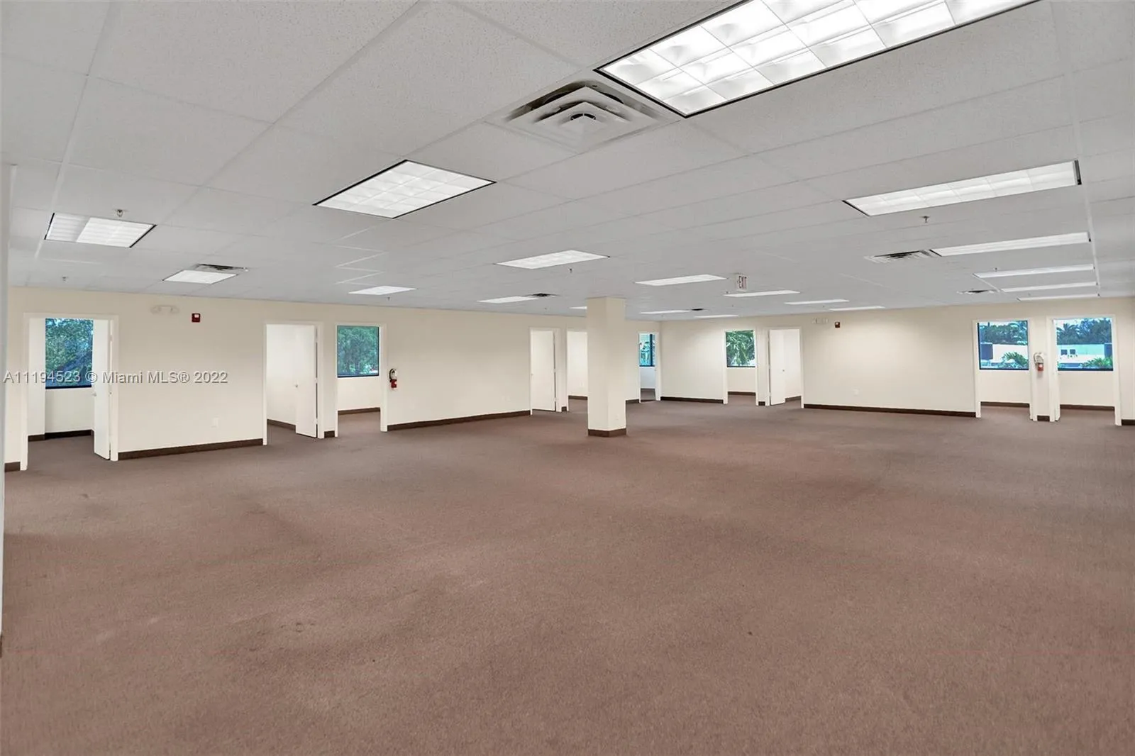 2870 Stirling Rd, Hollywood FL 33020