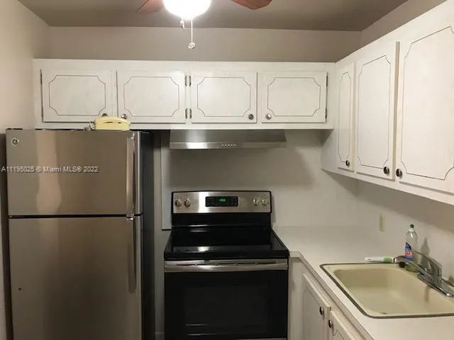 189 E Fanshaw  E # 189, Boca Raton FL 33434