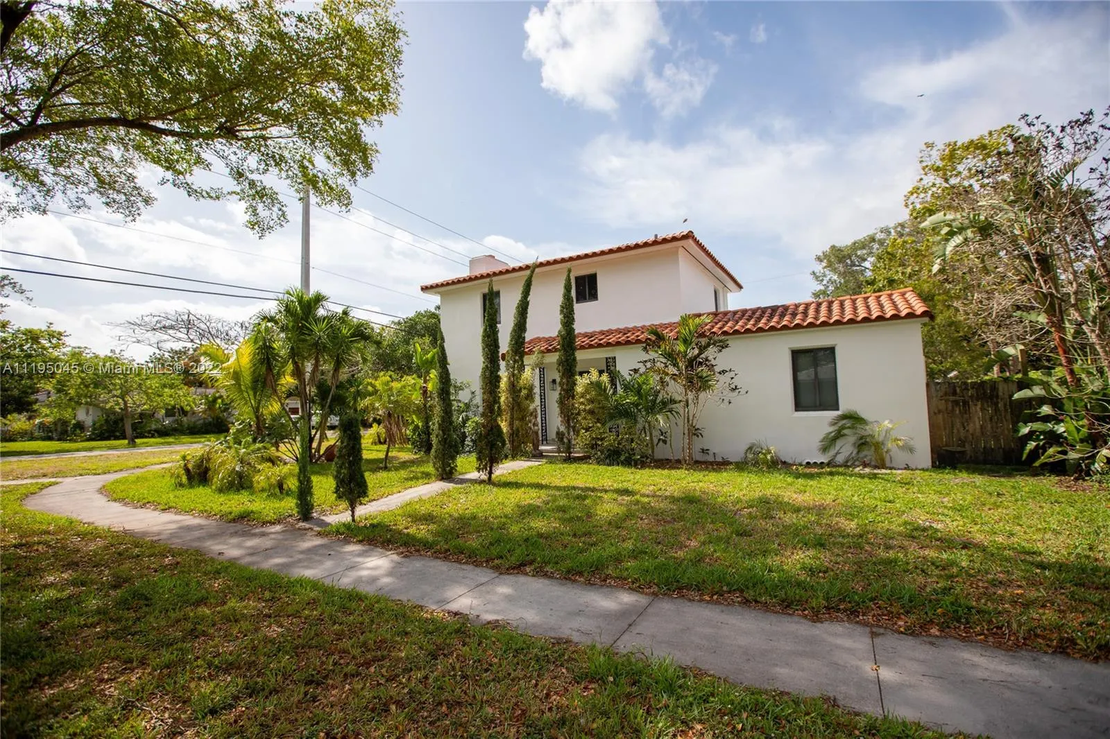 390 NE 93rd St, Miami Shores FL 33138