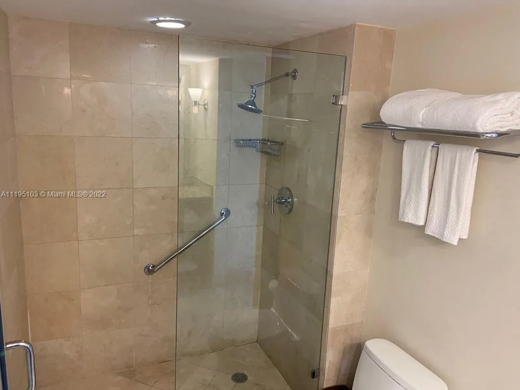 2670 E Sunrise Blvd # 521, Fort Lauderdale FL 33304