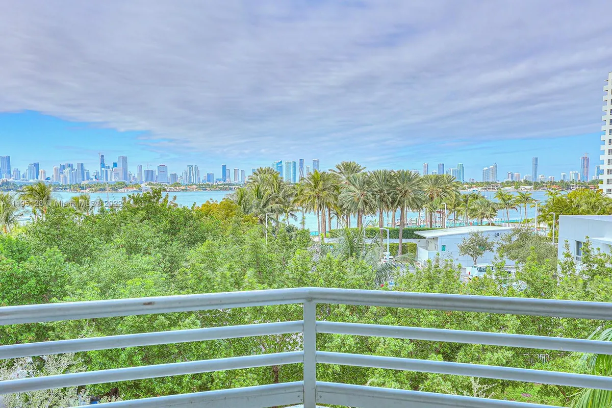1401 Bay Rd # 506, Miami Beach FL 33139