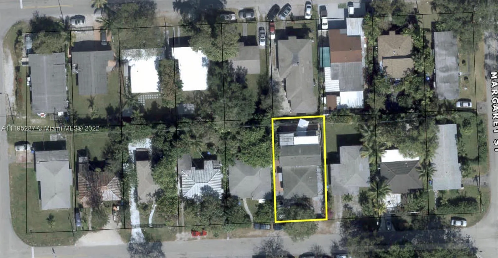 5 bedroom 4 bath for sale at 3341 Florida Ave, Miami FL 33133