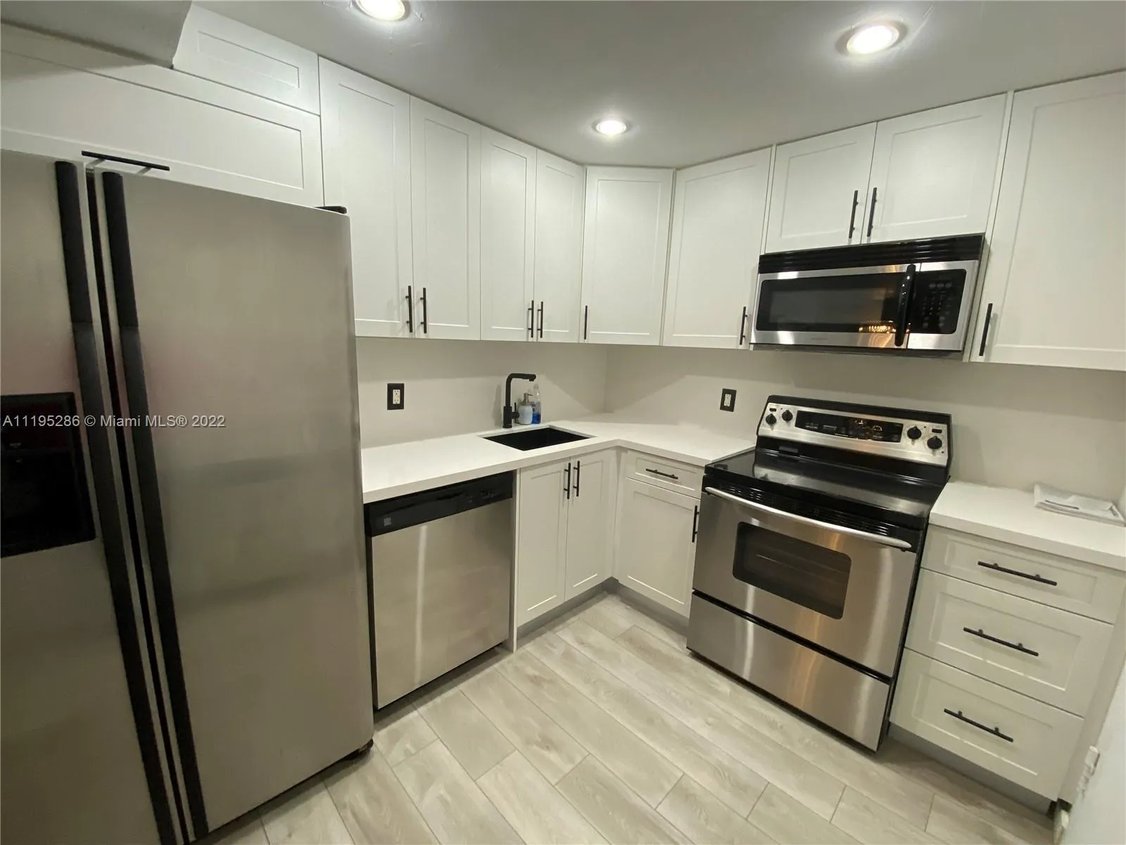800 West Ave # 338, Miami Beach FL 33139