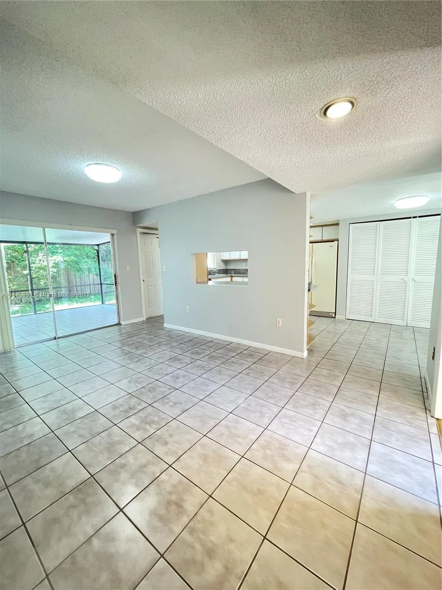 11551 SW 81st Ter, Miami FL 33173