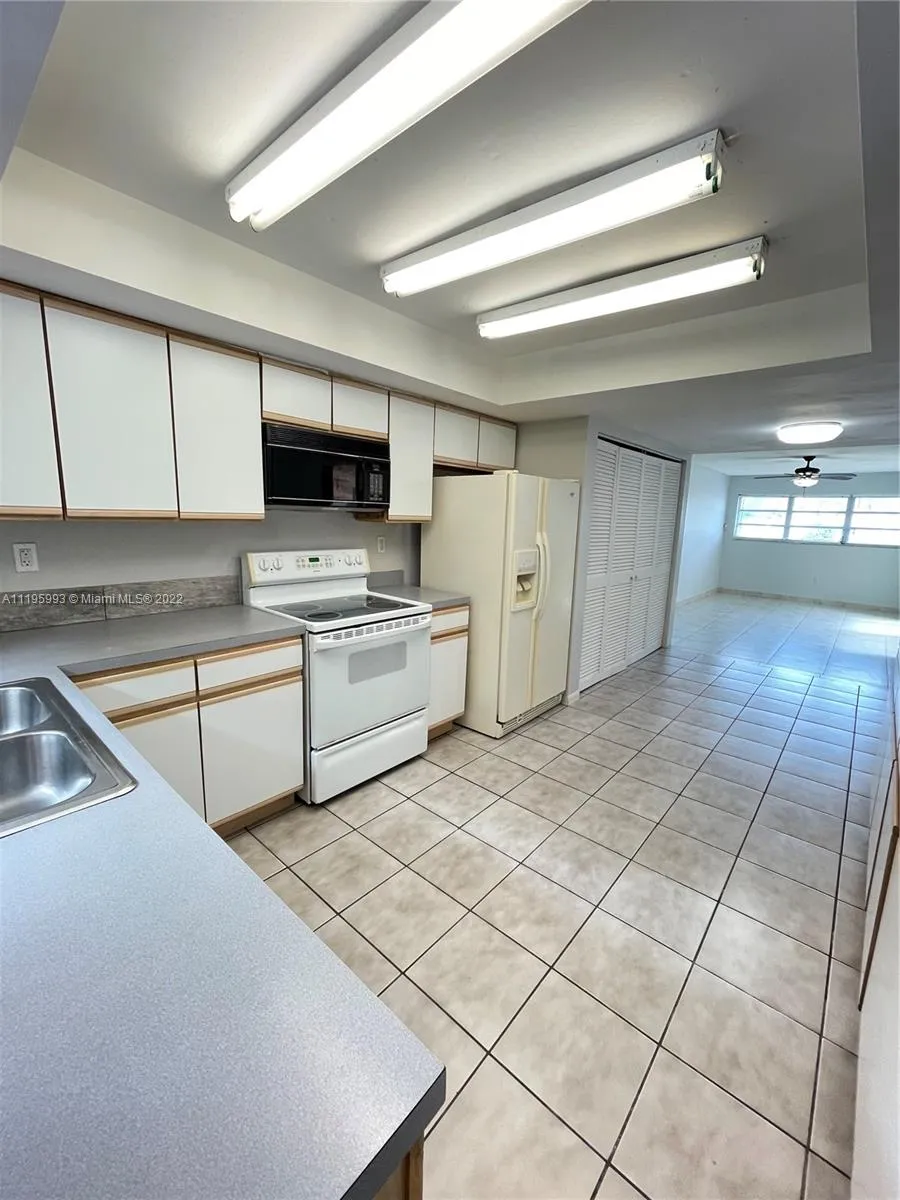 11551 SW 81st Ter, Miami FL 33173