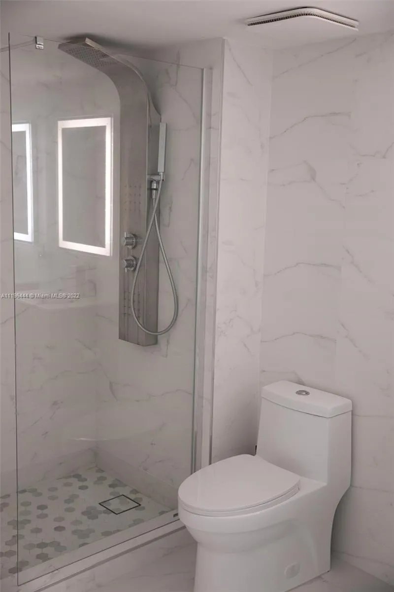 1800 N Bayshore Dr # 2910, Miami FL 33132