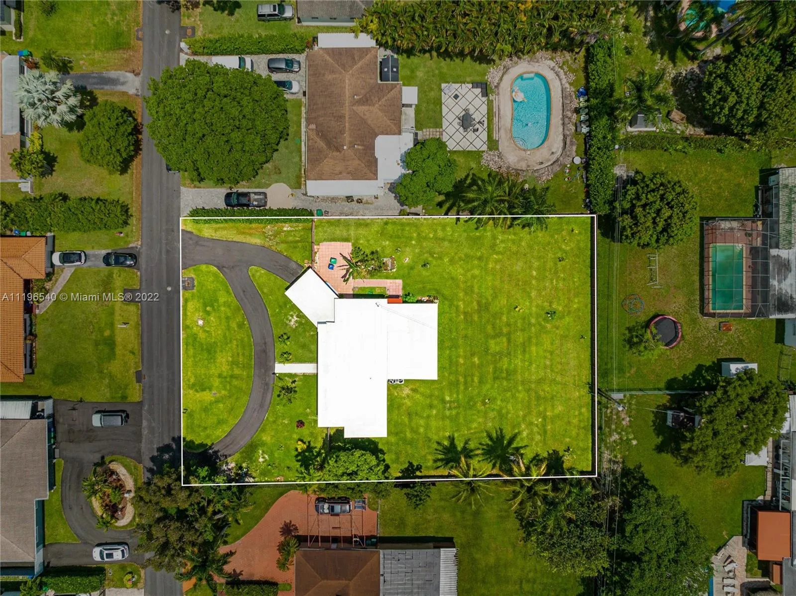 13751 NE 1st Ave, Miami FL 33161