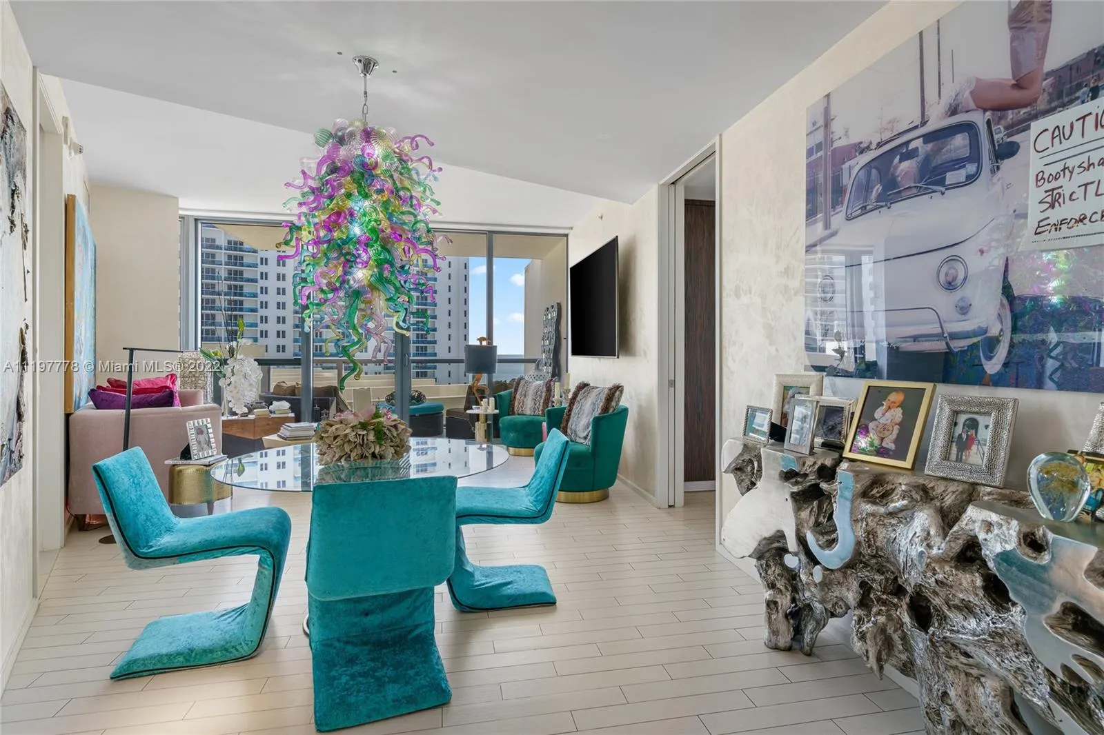 2201 Collins Ave # 811, Miami Beach FL 33139