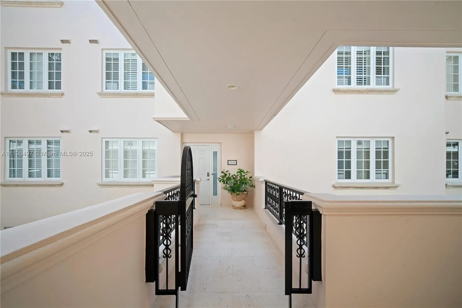 19234 Fisher Island Dr # 19234, Fisher Island FL 33109