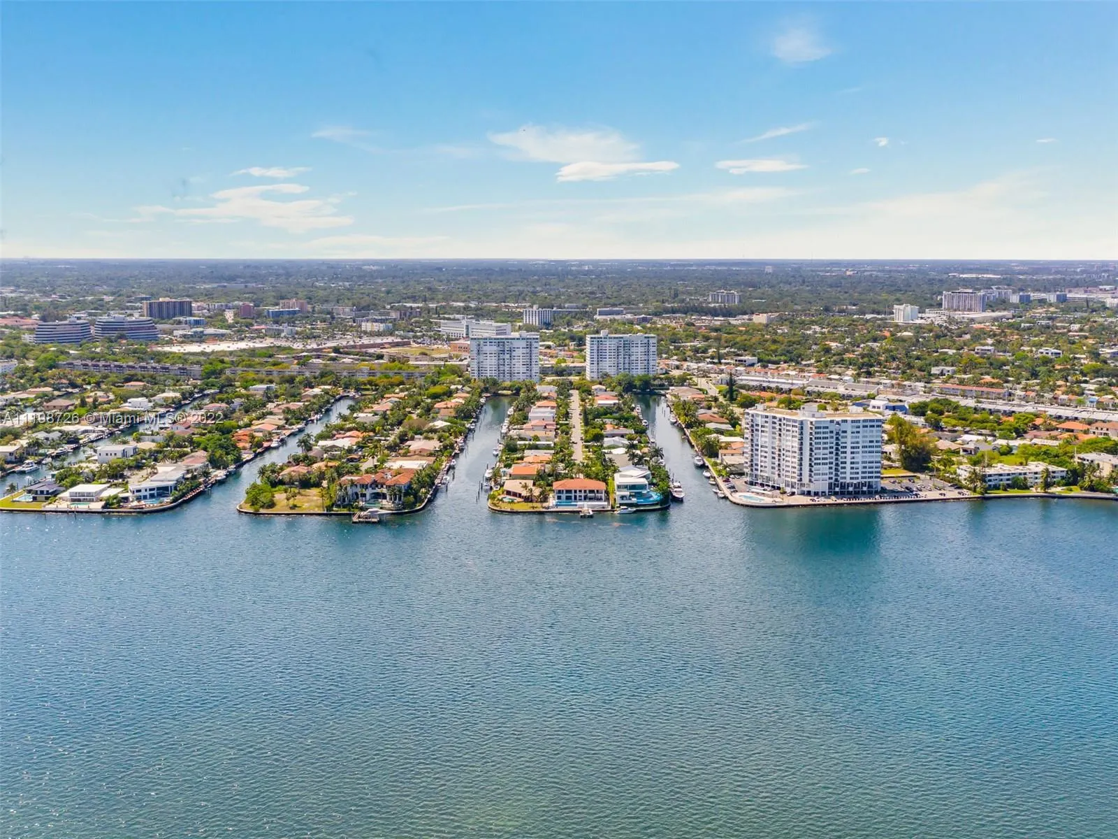 2 bedroom 2 bath for sale at 2150 Sans Souci Blvd # C1502, North Miami FL 33181
