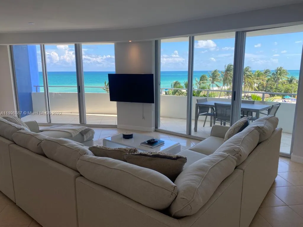 5151 Collins Ave # 531, Miami Beach FL 33140