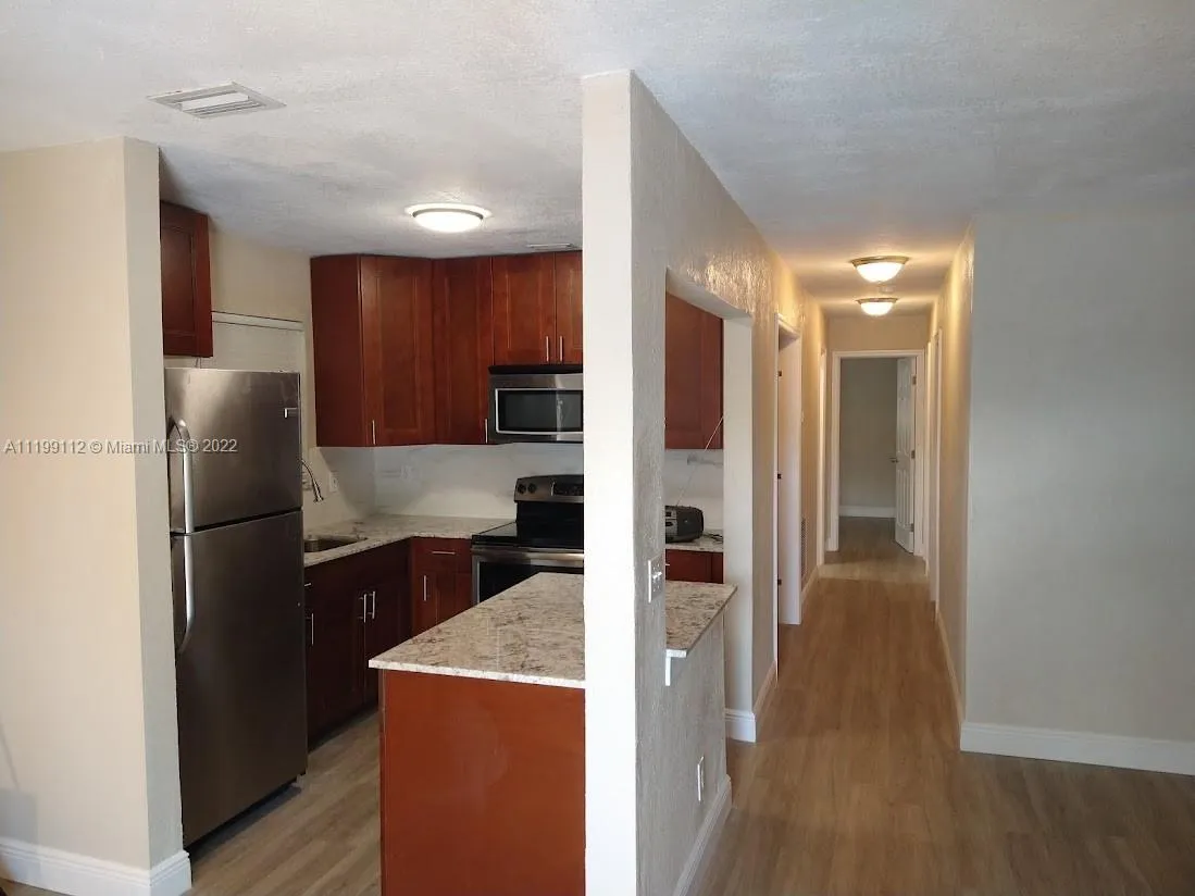5441 SW 18th St, West Park FL 33023