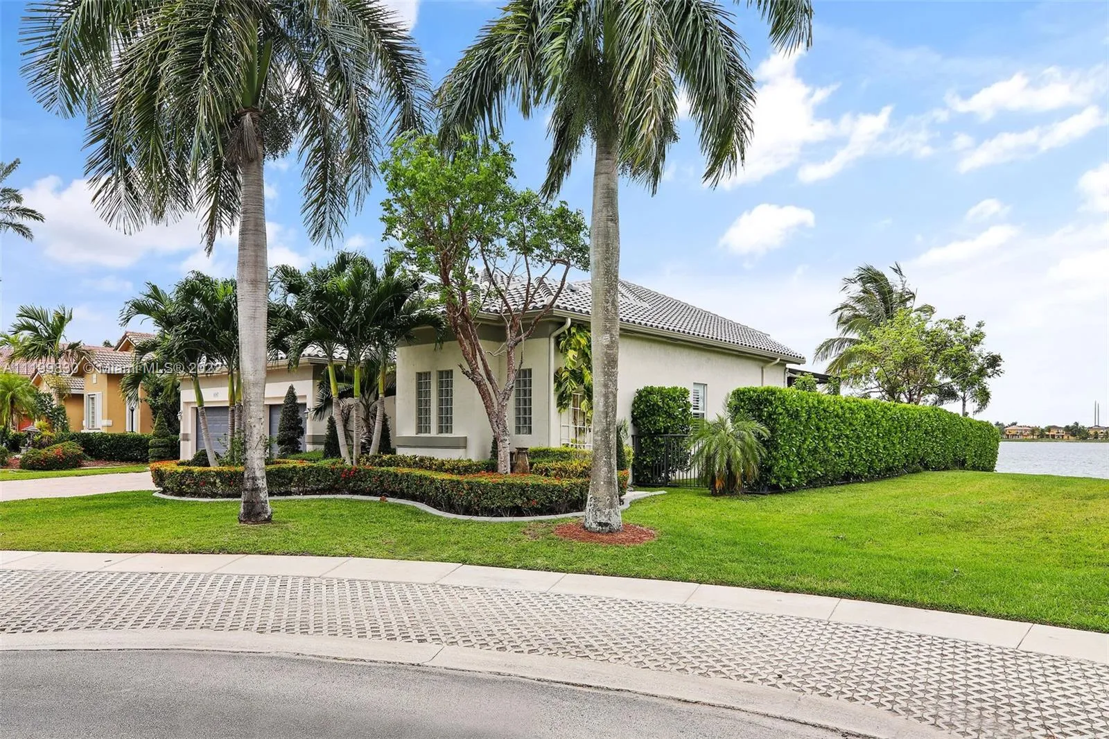 18787 SW 24th St, Miramar FL 33029