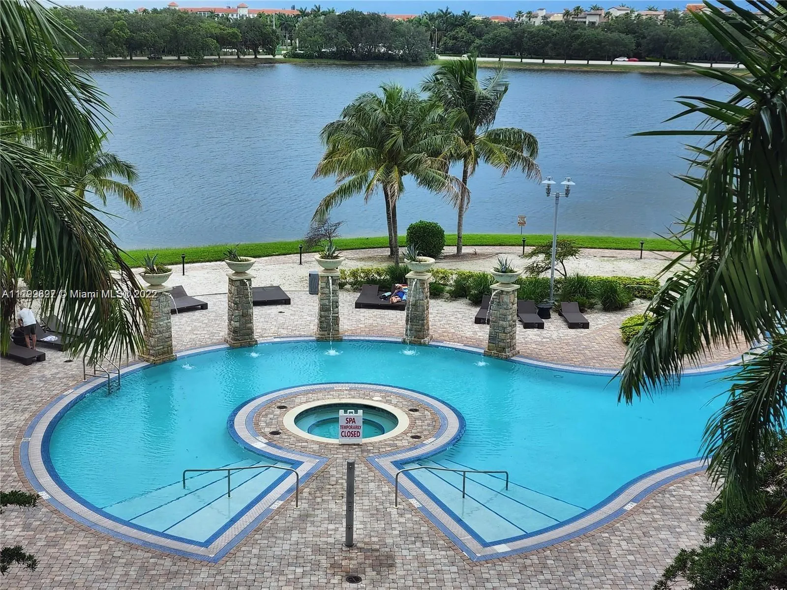 2641 N Flamingo Rd # 2007N, Sunrise FL 33323