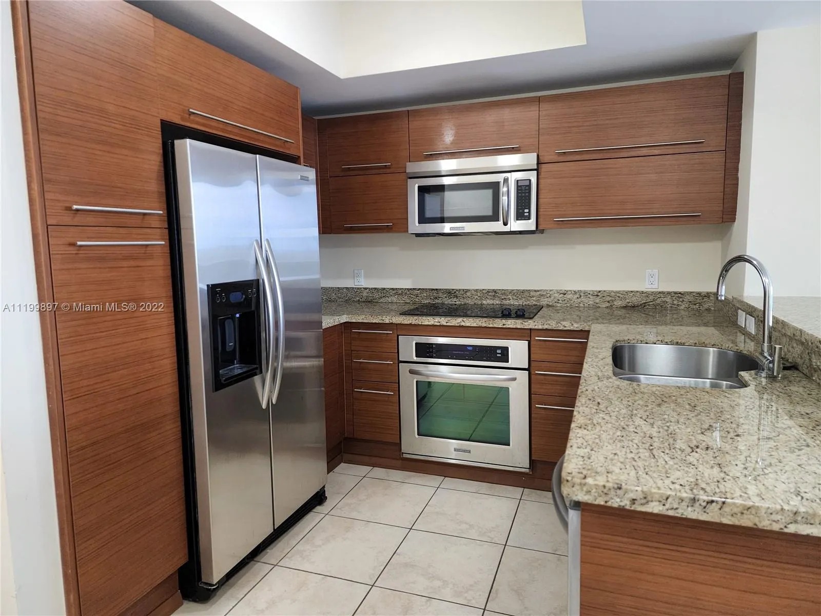 2641 N Flamingo Rd # 2007N, Sunrise FL 33323