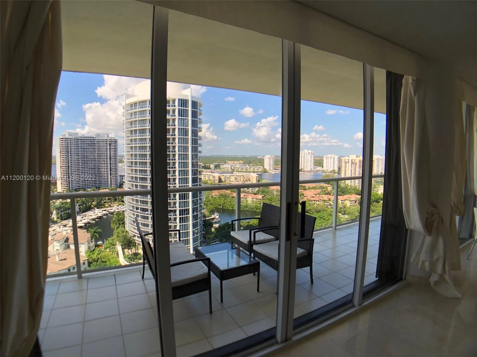 4000 Island Blvd # 2303, Aventura FL 33160