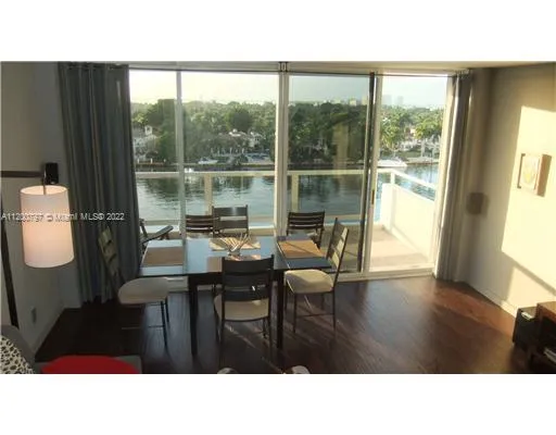 5700 Collins Ave # 8K, Miami Beach FL 33140