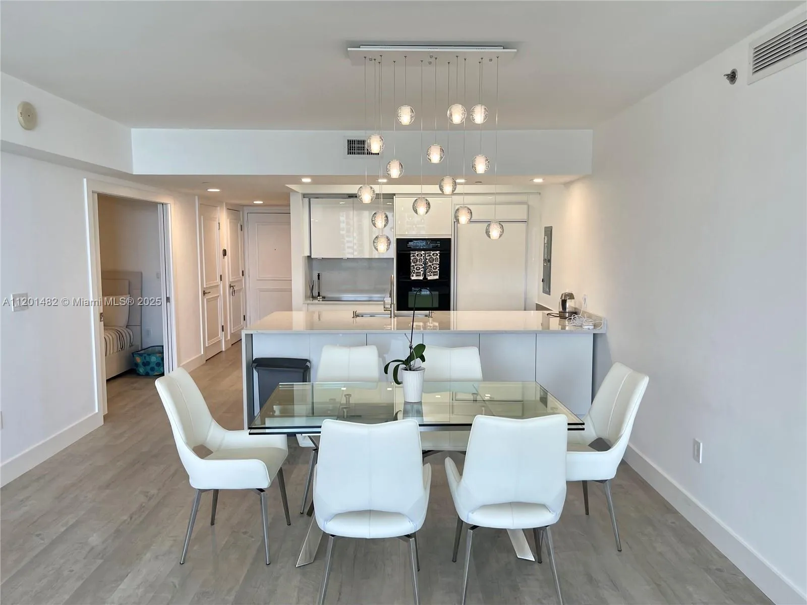 1830 S Ocean Dr # 1603, Hallandale Beach FL 33009