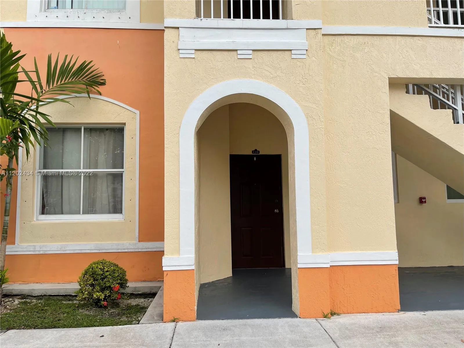 3 bedroom 2 bath for sale at 2811 SE 17th Ave # 110, Homestead FL 33035