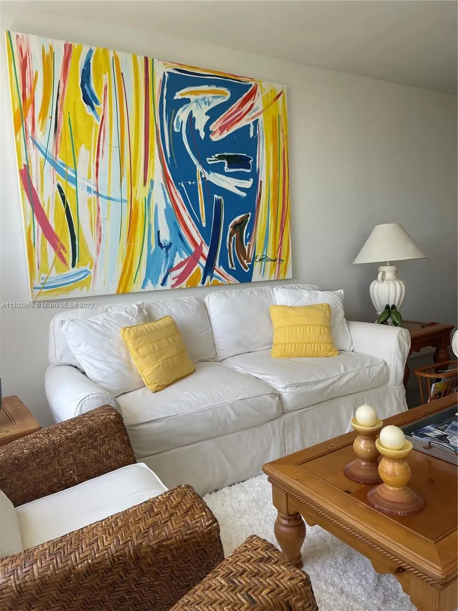 2 bedroom 2 bath for sale at 520 Brickell Key Dr # A513, Miami FL 33131