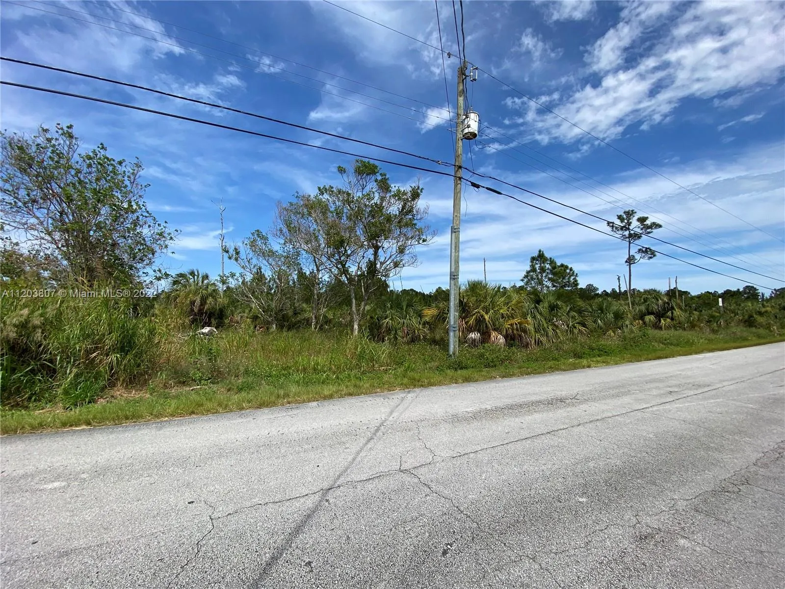 22645 Bailes Rd, Miami FL 33170