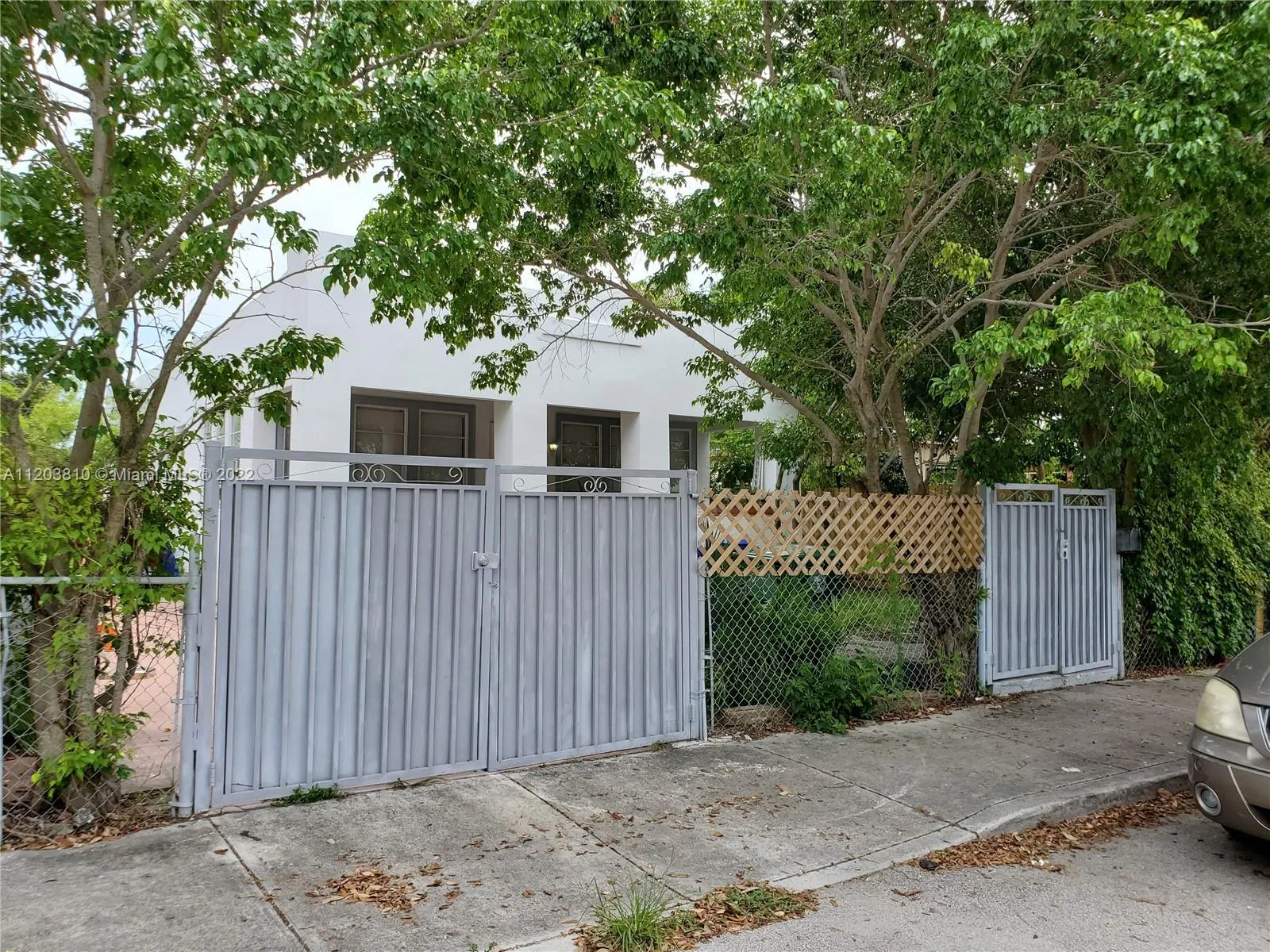 120 NW 49th St, Miami FL 33127