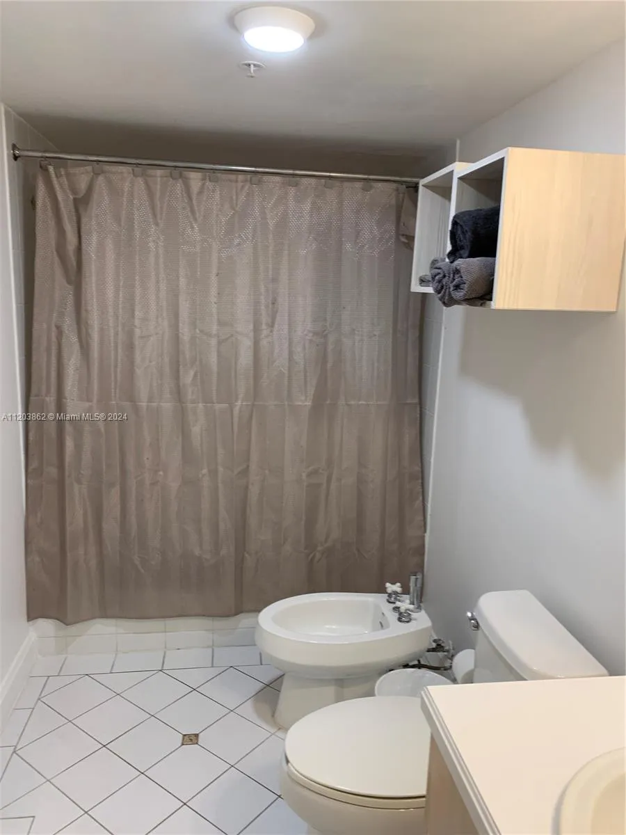 2951 S Bayshore Dr # 417, Miami FL 33133