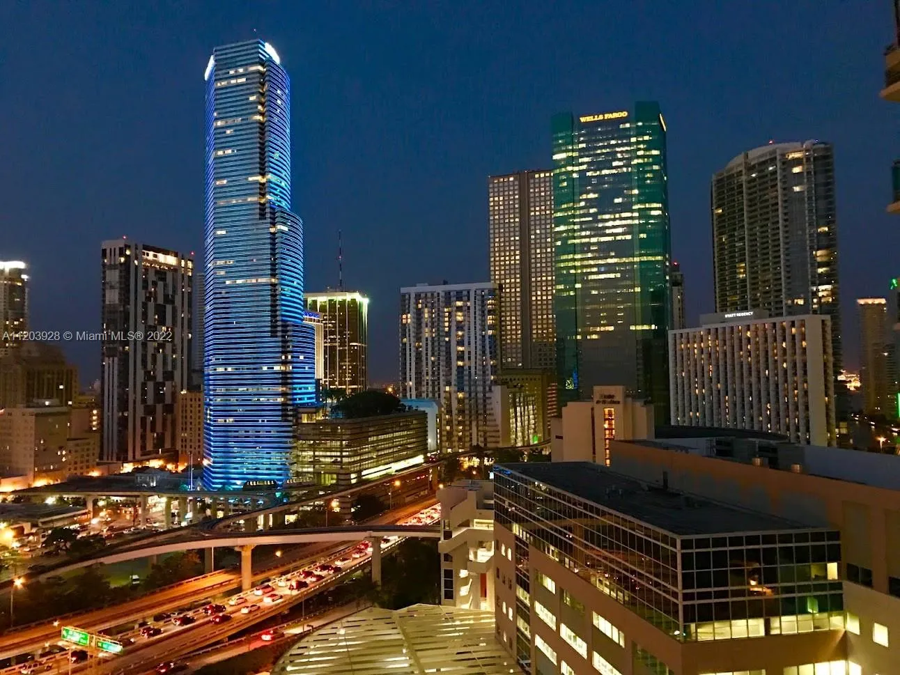 2 bedroom 2 bath for sale at 350 S Miami Ave # 1805, Miami FL 33130