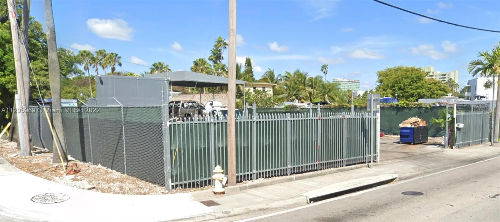 700 NW 7th Ave, Miami FL 33136