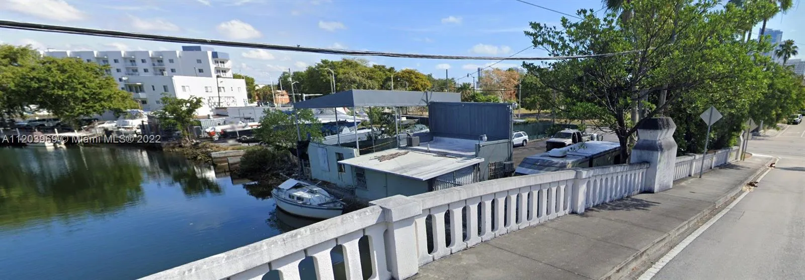 700 NW 7th Ave, Miami FL 33136