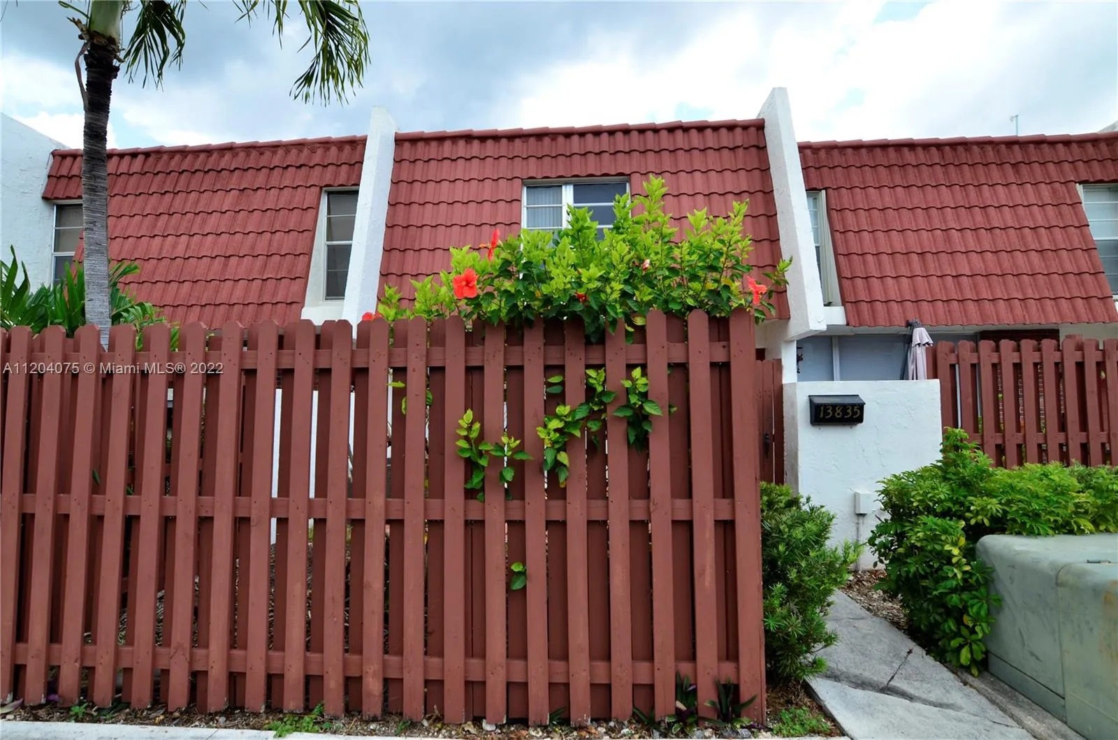 3 bedroom 2 bath for sale at 13835 SW 84th St # 503, Miami FL 33183