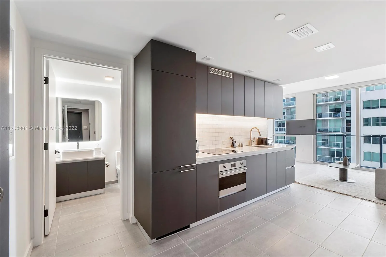 1 bath for sale at 227 NE 2nd St # 2713, Miami FL 33132