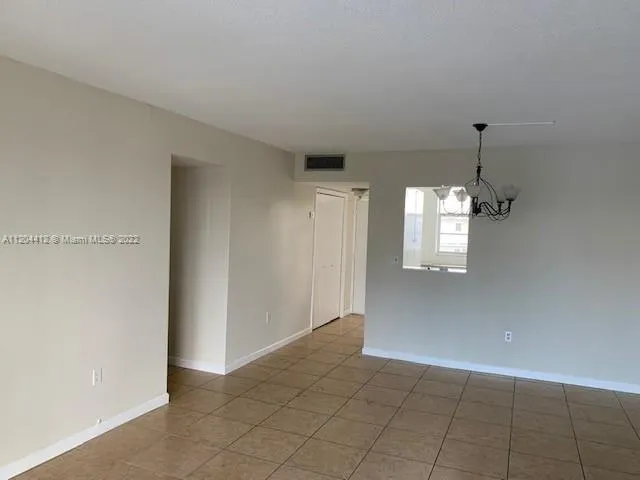 3030 Marcos Dr # T604, Aventura FL 33160