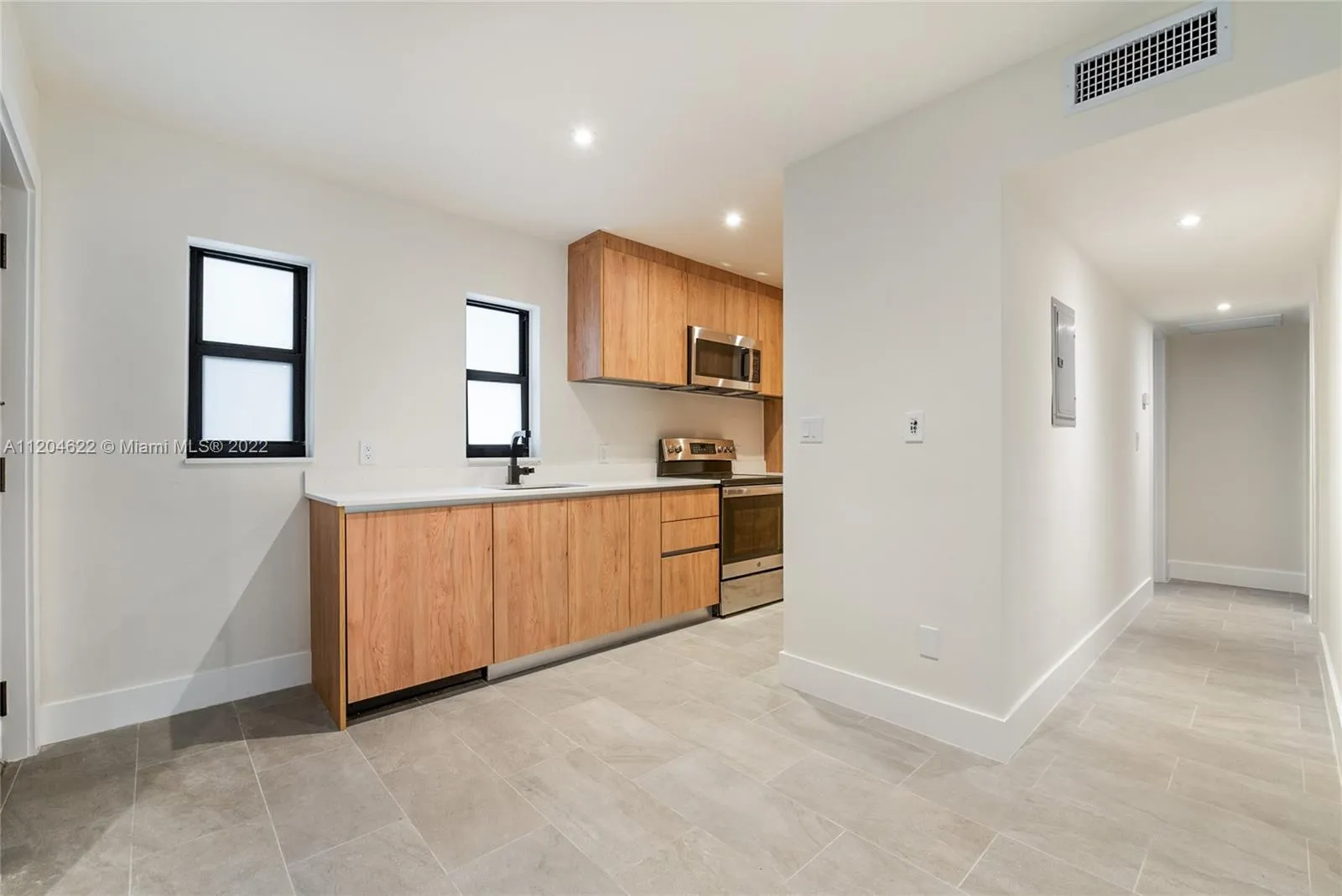 6855 Edgewater Dr, Coral Gables FL 33133