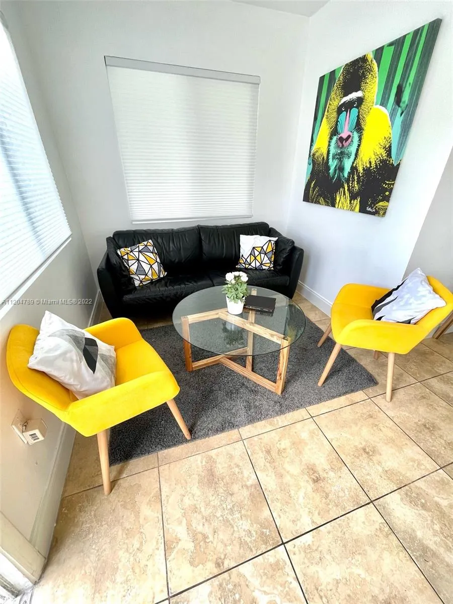 135 NW 68th St, Miami FL 33150