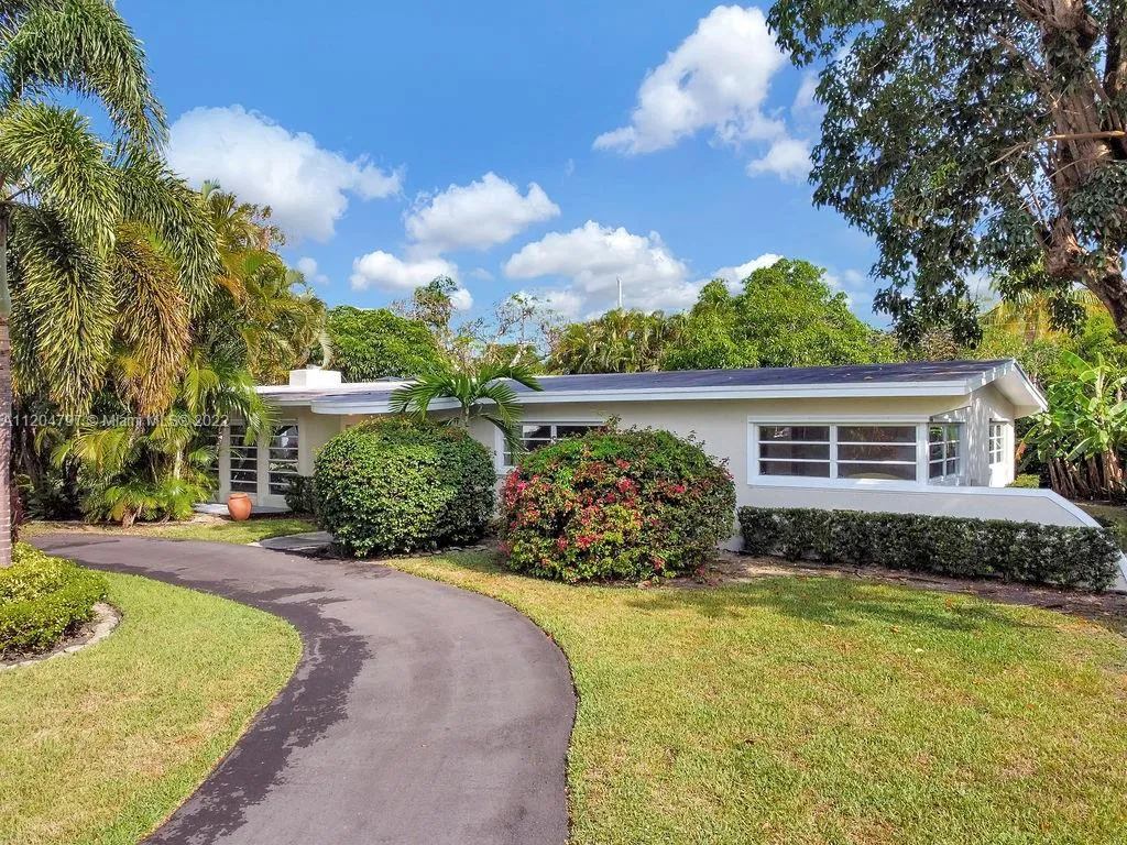 7825 SW 133rd Ter, Pinecrest FL 33156