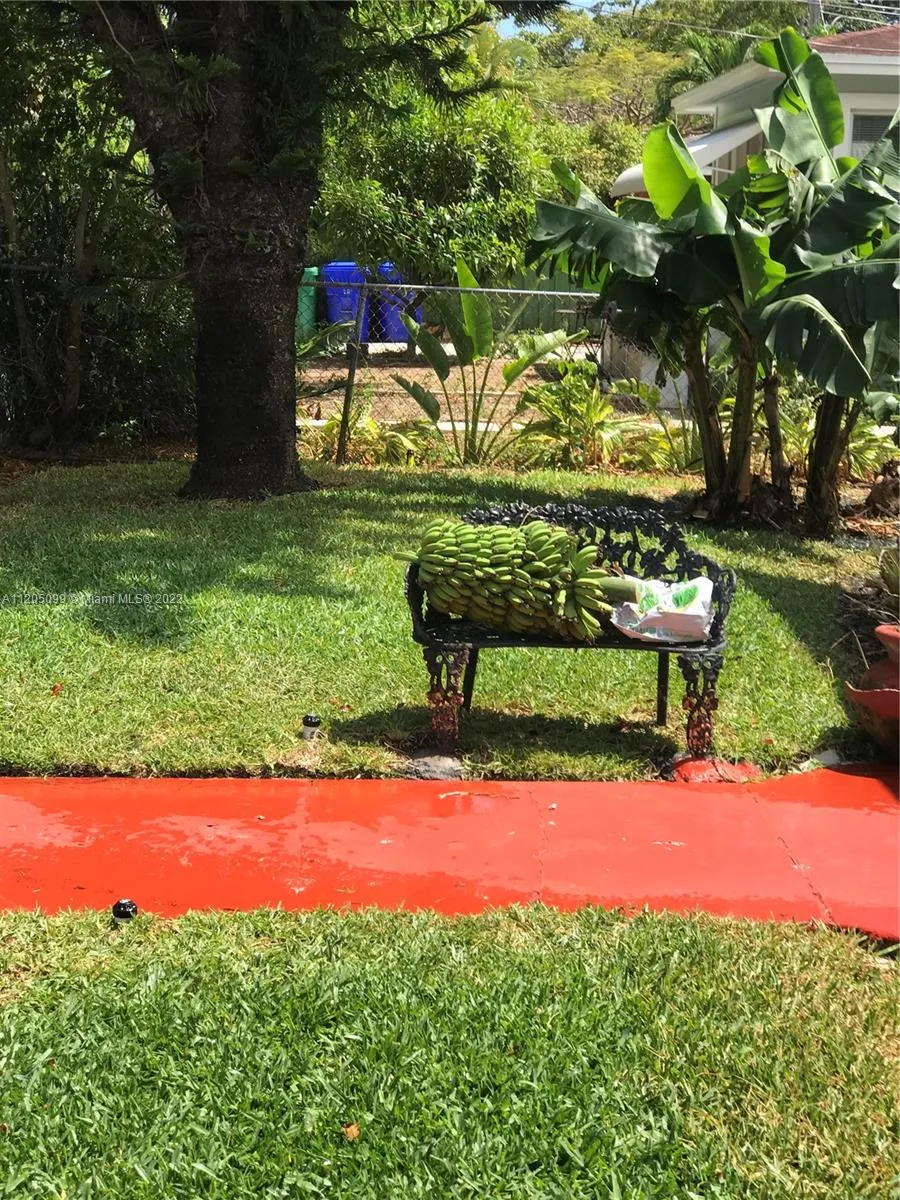 3422 NW 5th Ave, Miami FL 33127
