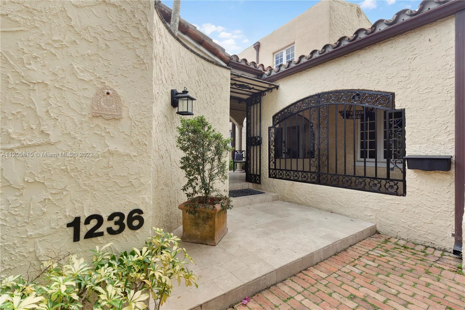 1236 Obispo Ave, Coral Gables FL 33134