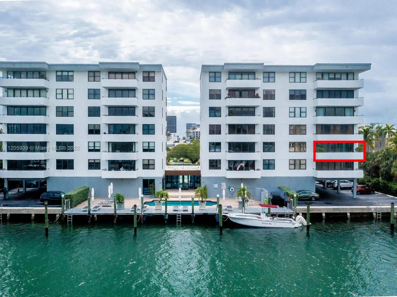 9660 W Bay Harbor Dr # 3B, Bay Harbor Islands FL 33154