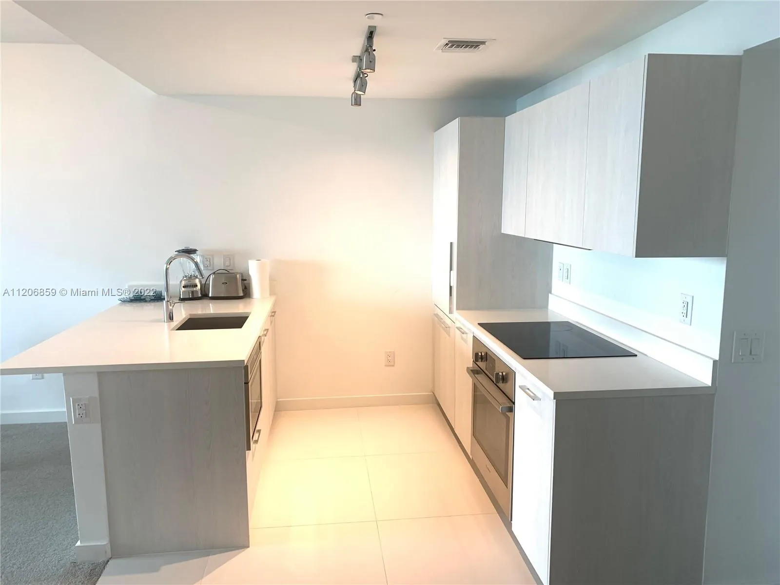 501 NE 31st St # 1202, Miami FL 33137