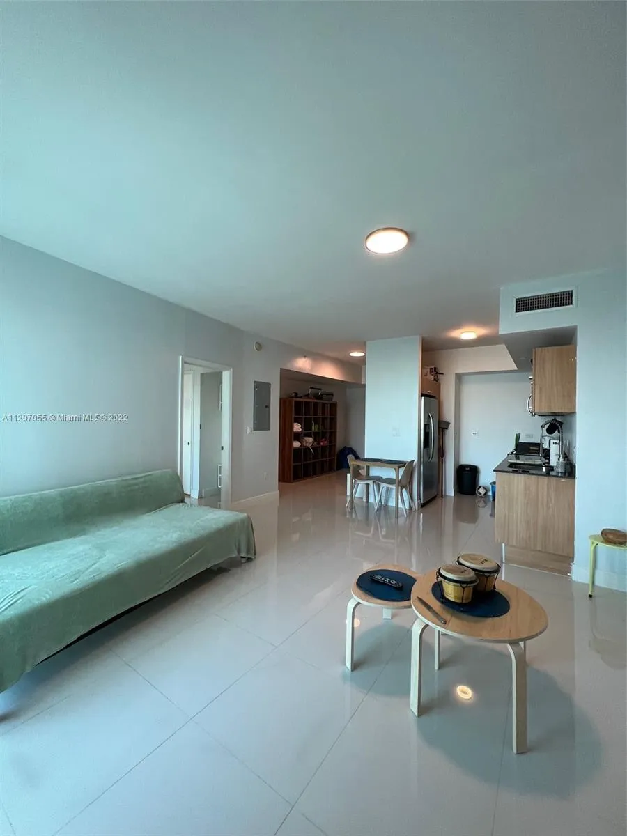 350 S Miami Ave # 3515, Miami FL 33130