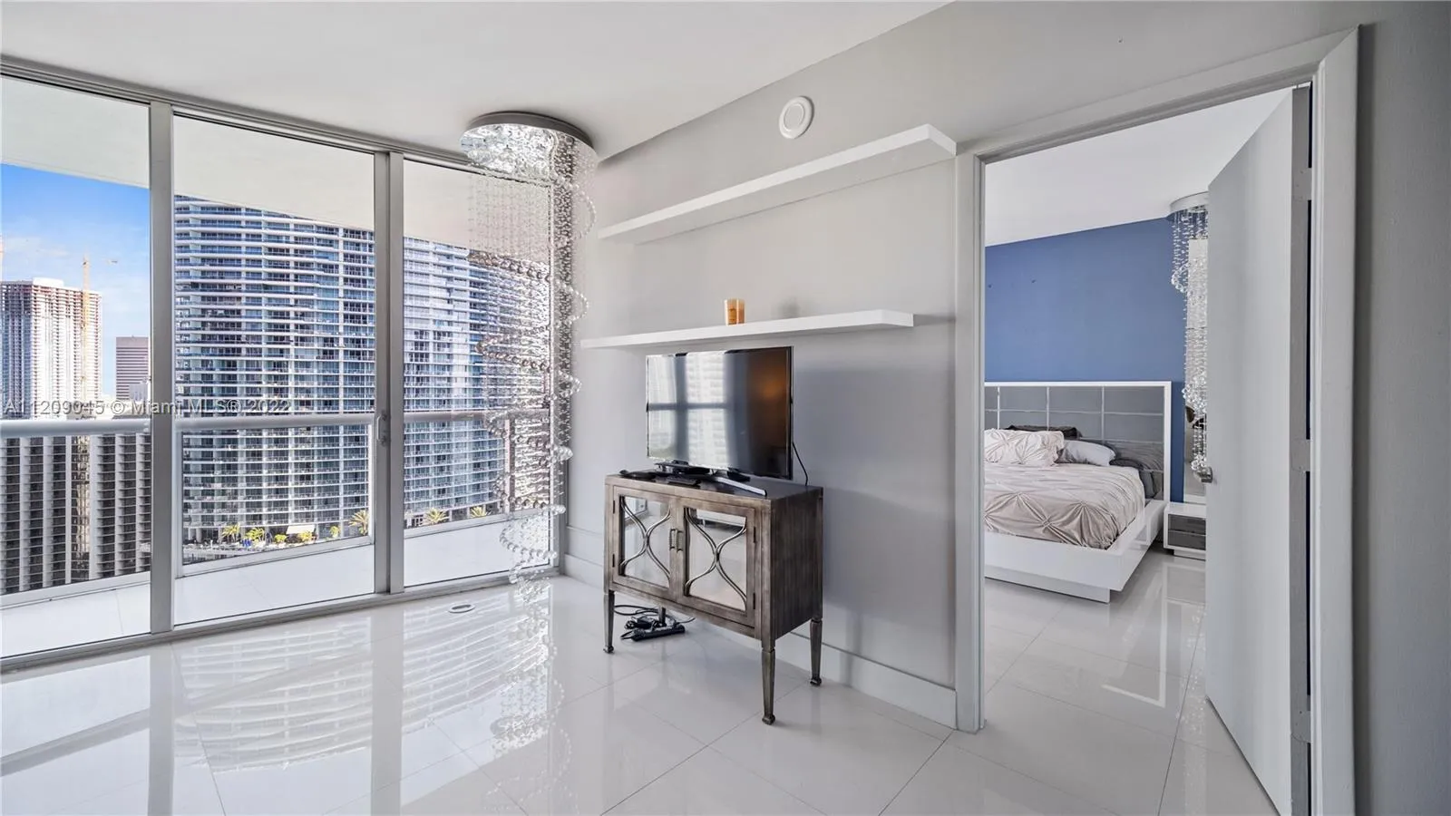 465 Brickell Ave # 2704, Miami FL 33131