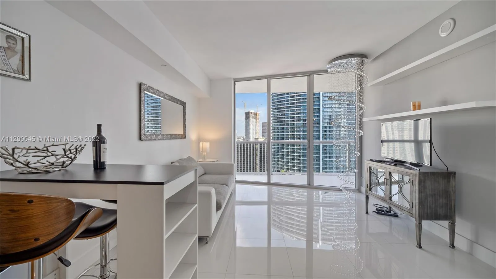465 Brickell Ave # 2704, Miami FL 33131